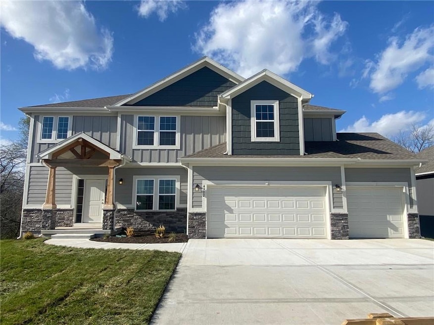 4902 NE 105th St, Kansas City, MO 64156 - photo 1