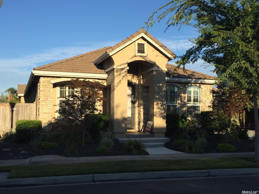 532 Buckaroo Ct, Oakdale, CA 95361 - photo 1