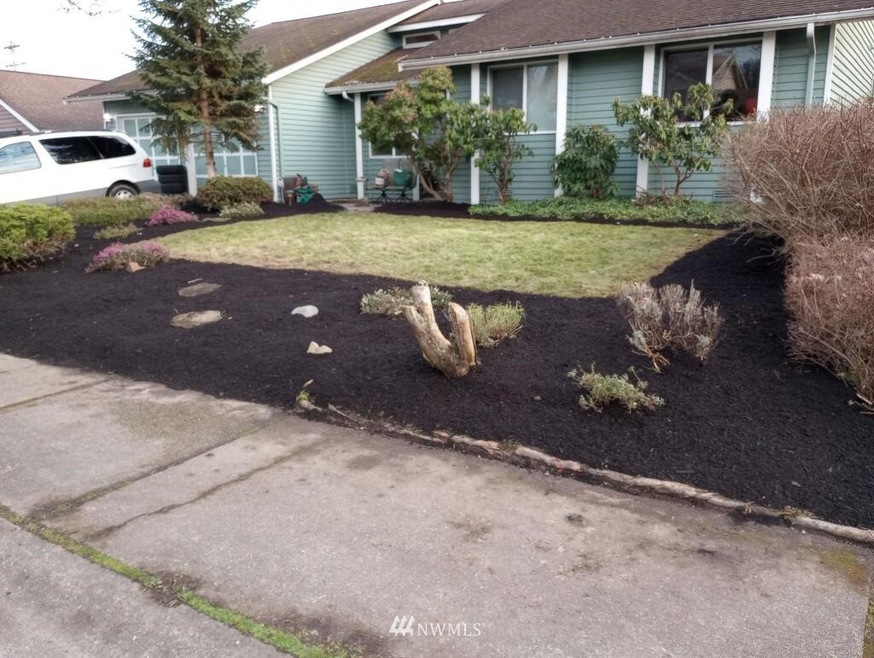 2812 211th St SW, Lynnwood, WA 98036 - photo 1