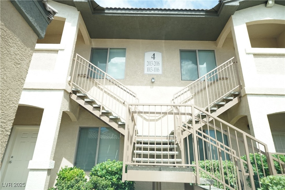 8985 S Durango Dr unit 1016, Las Vegas, NV 89113 - photo 1