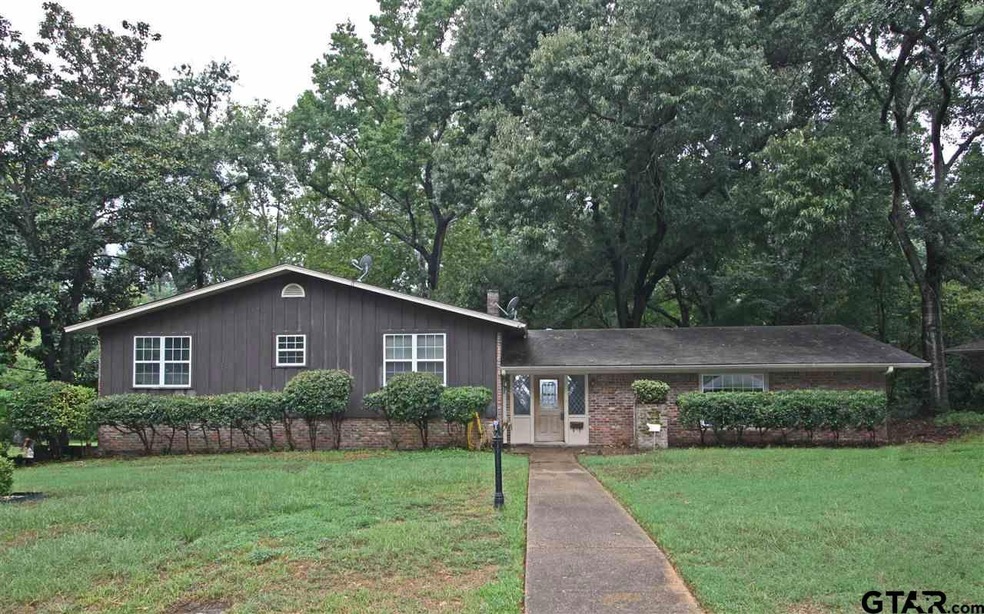 3537 Wynnwood Dr, Tyler, TX 75701 - photo 1