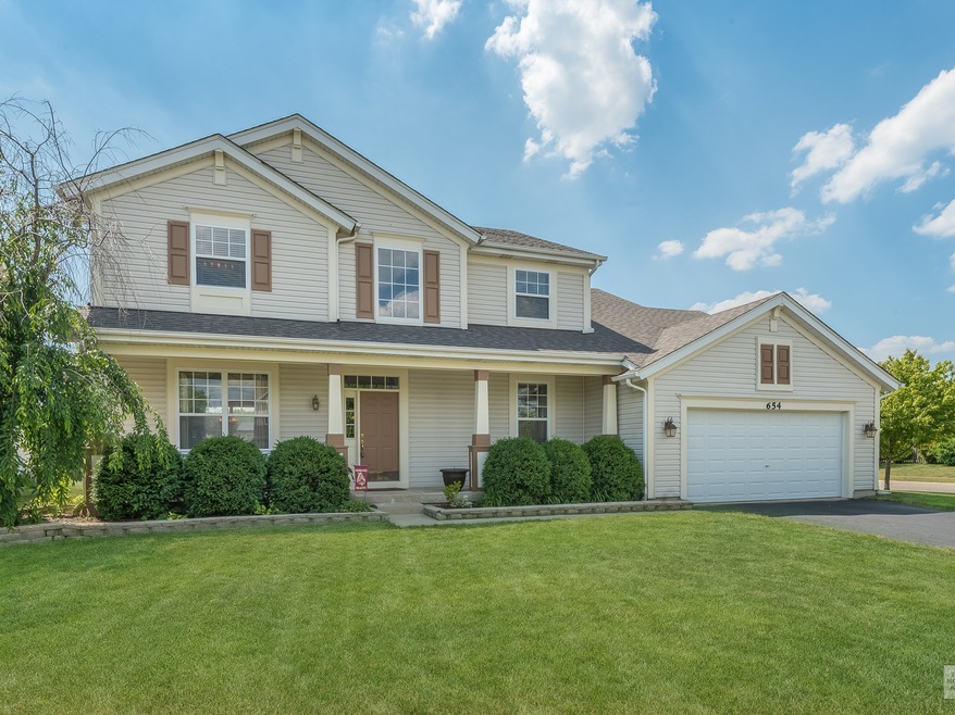 654 Vista Dr unit 2, Oswego, IL 60543 - photo 1