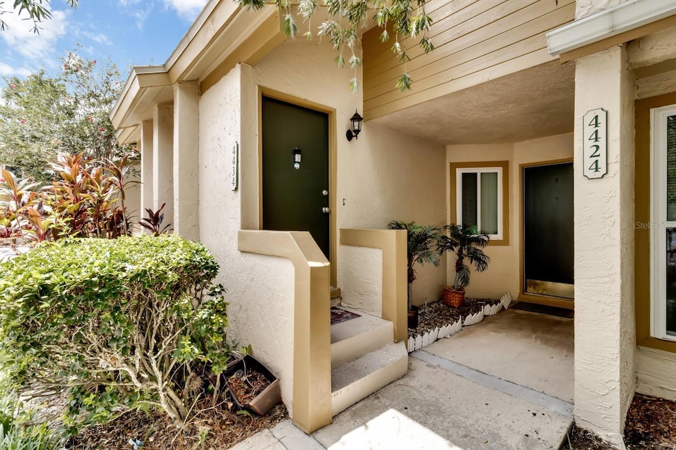 4434 Middlebrook Rd unit 4, Orlando, FL 32811 - photo 1