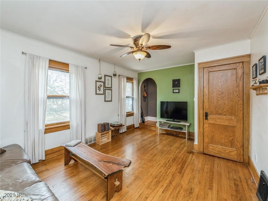 931 40th Place, Des Moines, IA 50312 - photo 1