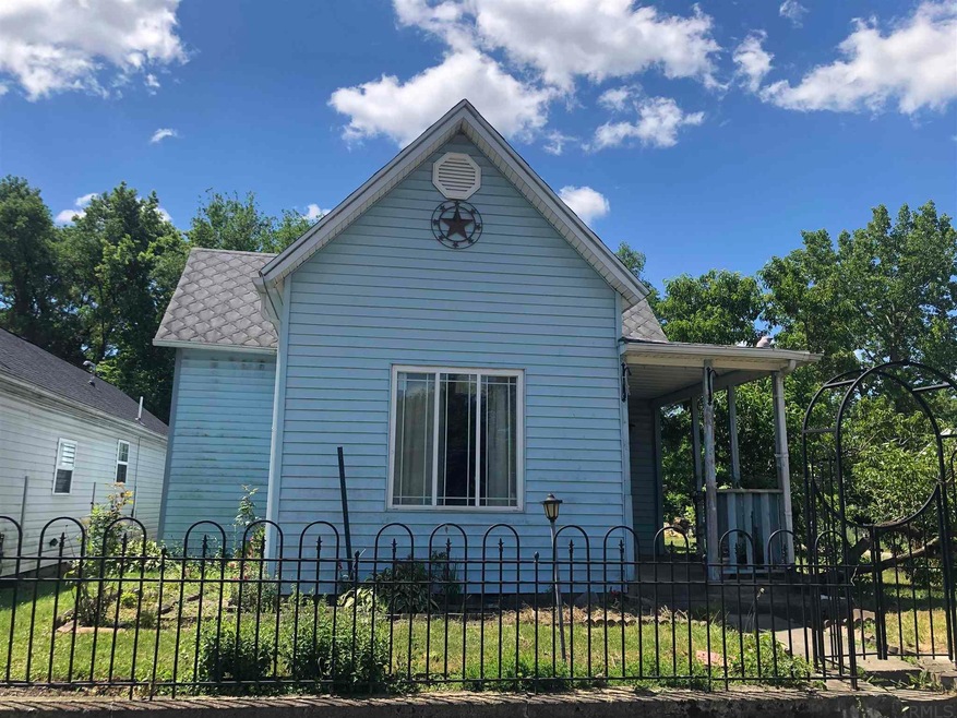 817 W 1st St, Muncie, IN 47305 - photo 1