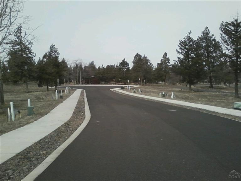 20483 Del Coco Ct, Bend, OR 97702 - photo 1