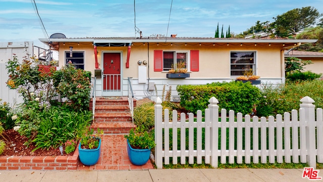 5252 Canoga Ave, Woodland Hills, CA 91364 - photo 1