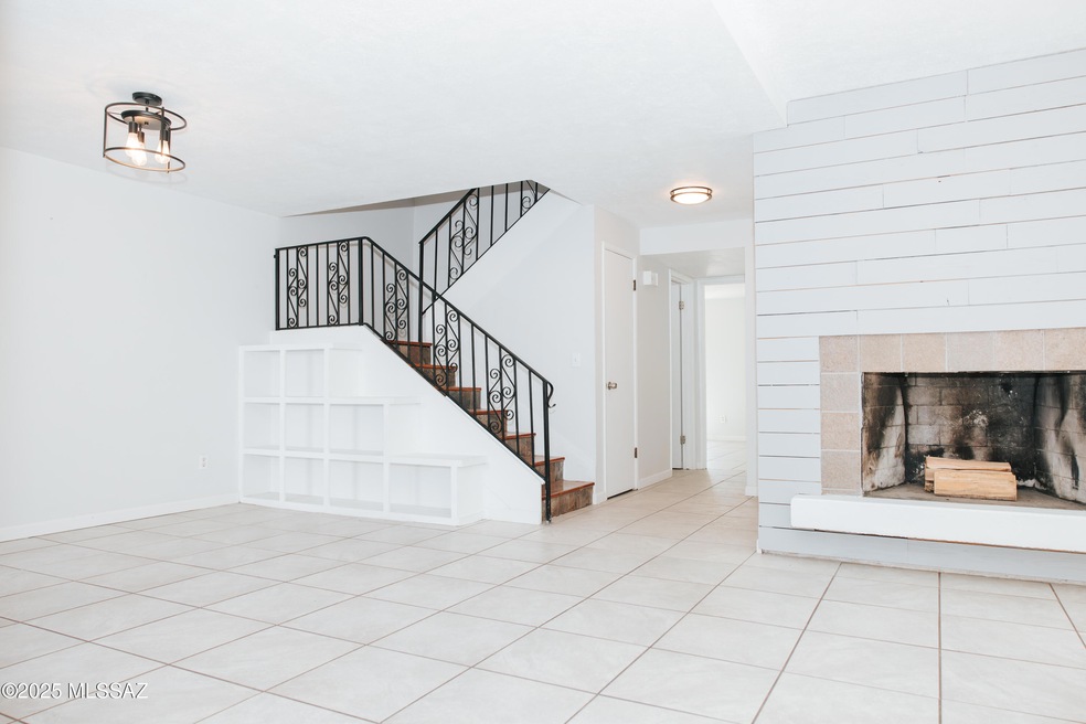Listing Photos-16