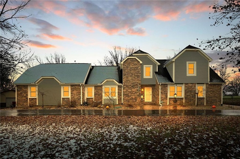 1003 Char Don Ave, Raymore, MO 64083 - photo 1