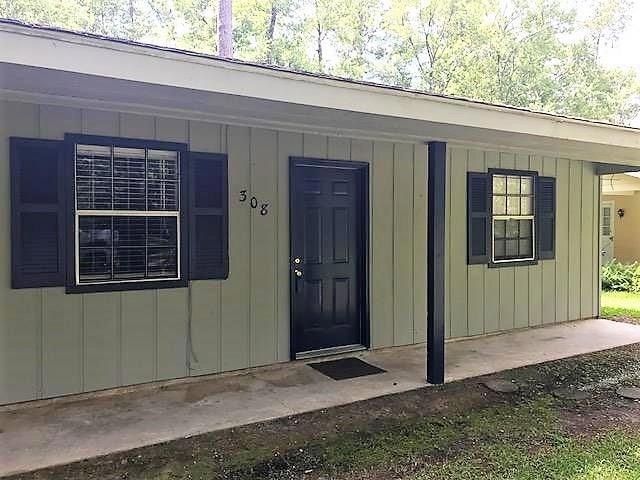 308 W Saint Mary Dr, Covington, LA 70433 - photo 1