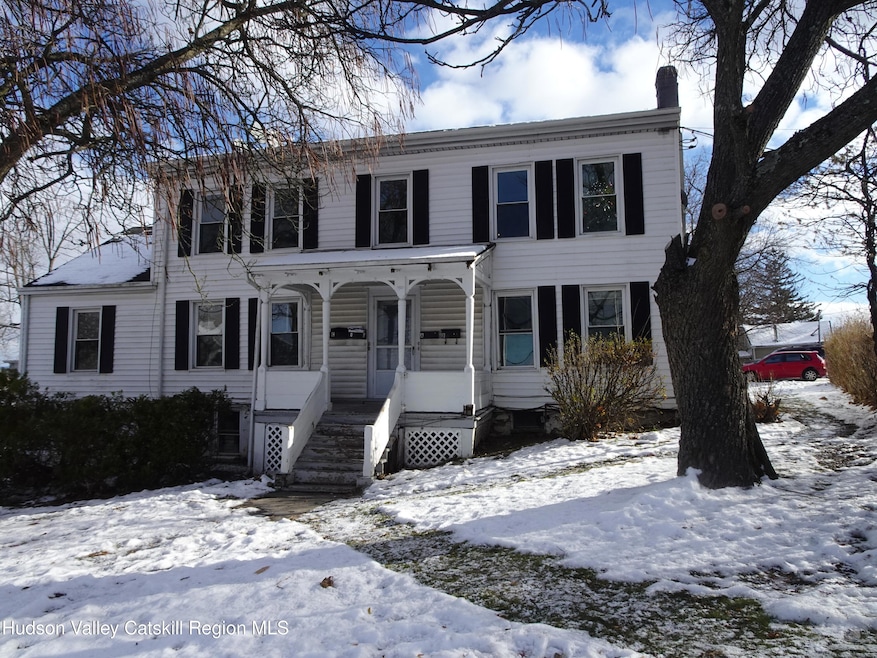 921-923 Columbia St unit D, Hudson, NY 12534 - photo 1