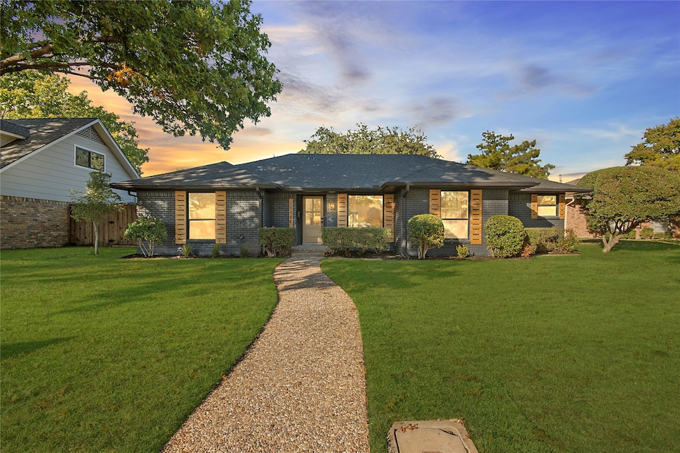 Under Contract $799,000