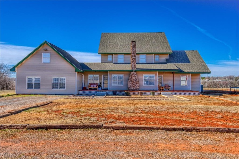 3303 W 7th St, Elk City, OK 73644 - photo 1