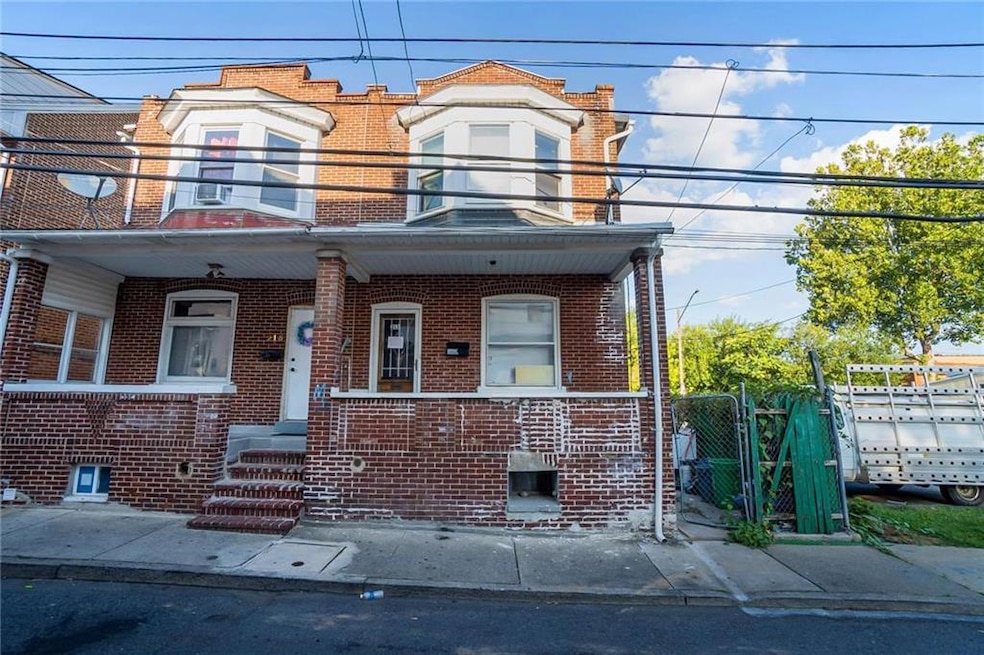 213 N Railroad St, Allentown, PA 18102 - photo 1