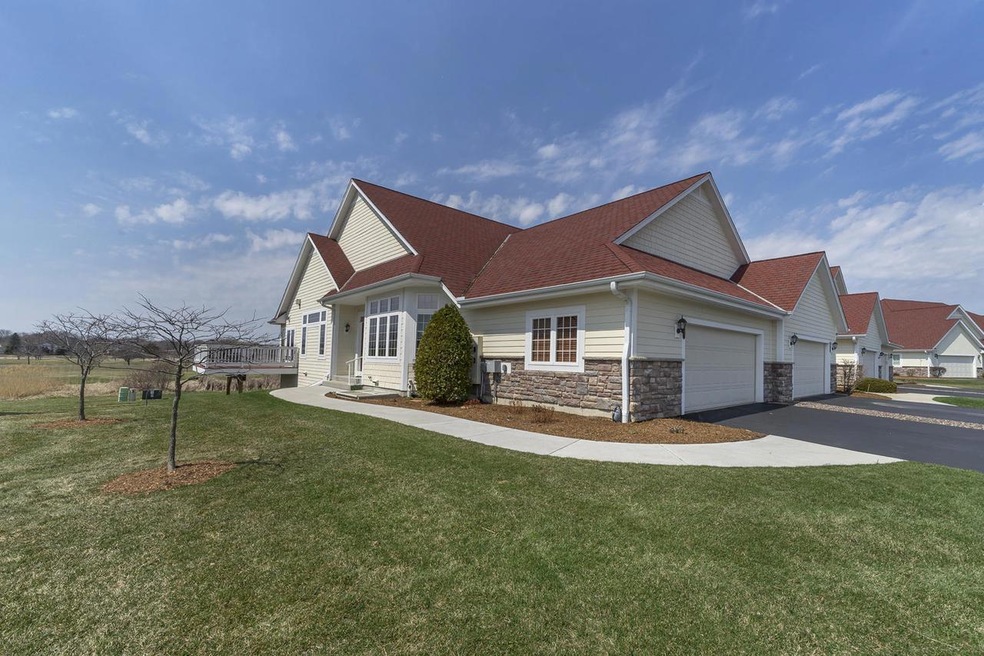 3957 S Fohr Dr