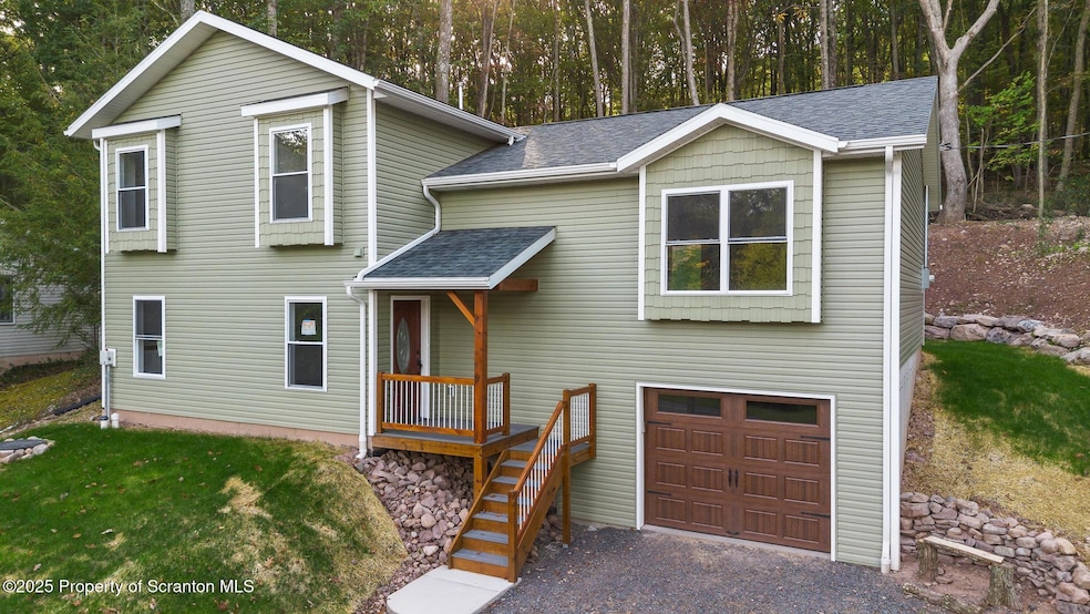 57 Edge Rock Dr, Drums, PA 18222 - photo 1