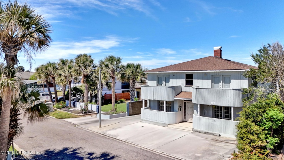 112 Myra St.