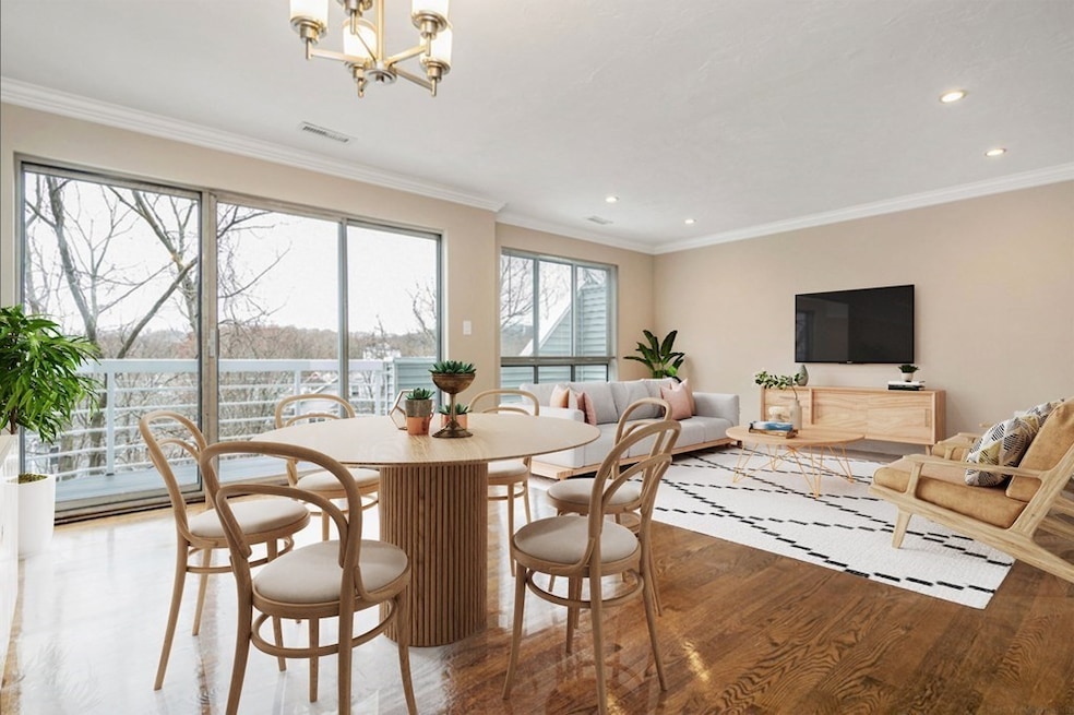 391 Hyde Park Ave unit 208, Roslindale, MA 02131 - photo 1