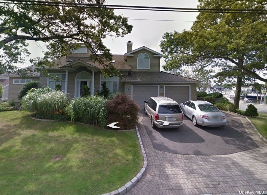 2 Surf Ave, Islip, NY 11751 - photo 1