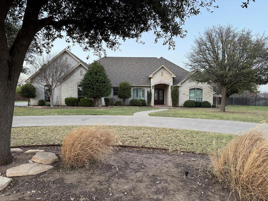 1610 Stonetrail Dr, San Angelo, TX 76904 - photo 1