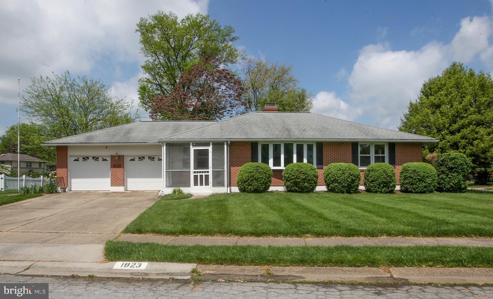 1923 Kynwyd Rd, Wilmington, DE 19810 - photo 1