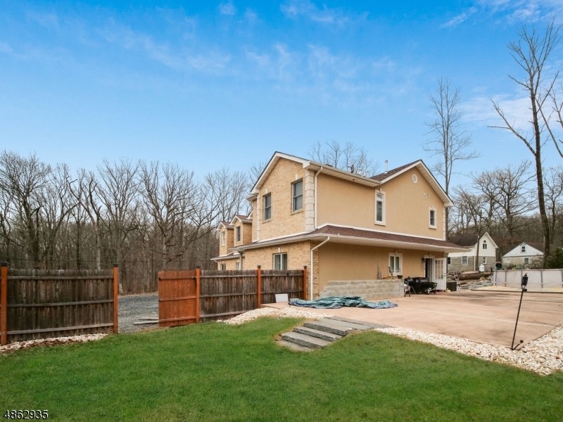 41 Wichser Ln, Warren, NJ 07059 - photo 1