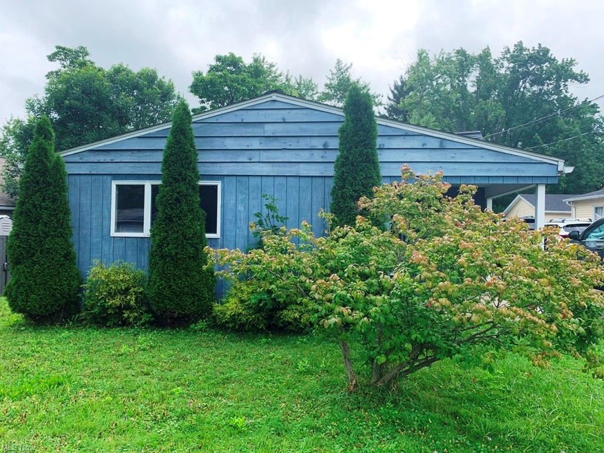 Welcome to 865 East Blvd., Aurora