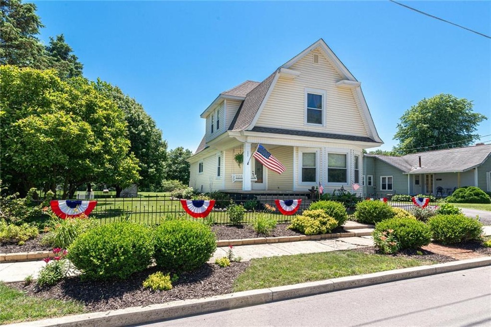 602 W 2nd St, Sheridan, IN 46069 - photo 1