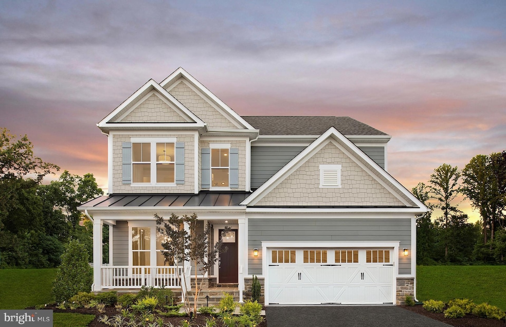 10255 Emerald Ln, Chantilly, VA 20152 - photo 1