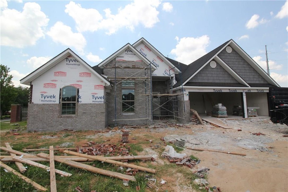 212 SW Highland Rd, Bentonville, AR 72712 - photo 1