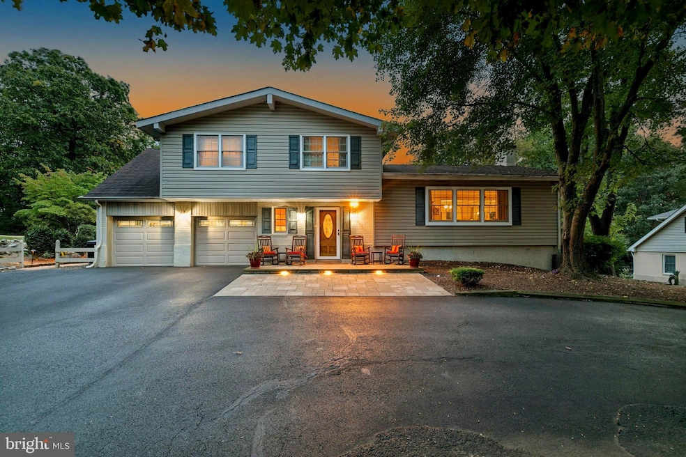 Under Contract $759,900 • Co-Listing Agent