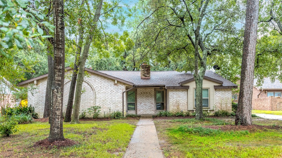 6007 Darkwood Dr, Houston, TX 77088 - photo 1