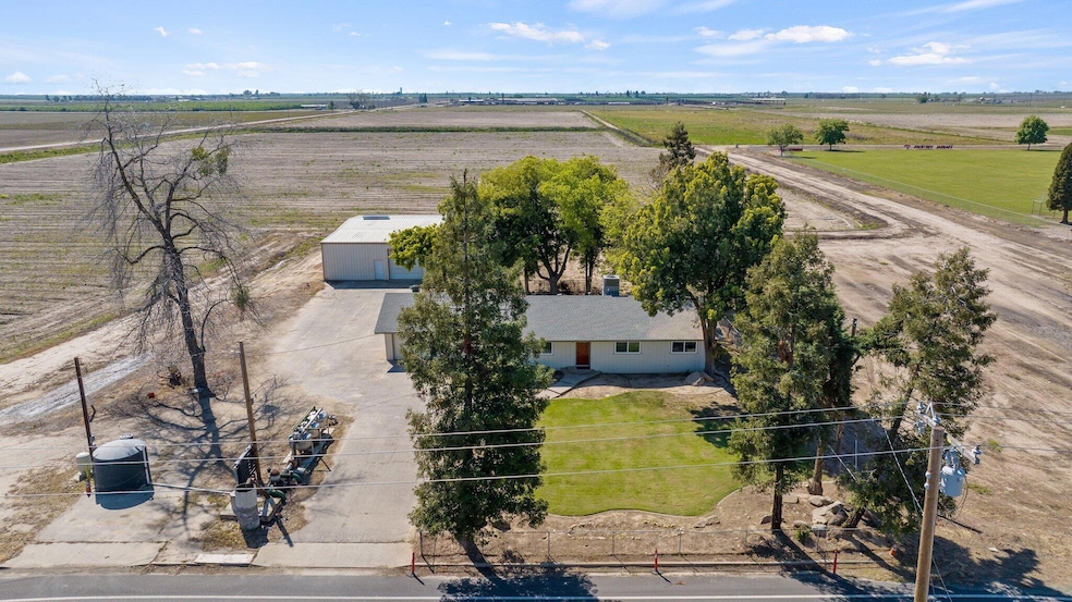 14905 Road 208, Porterville, CA 93257 - photo 1