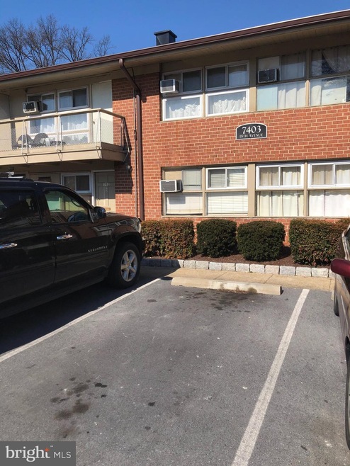 7403 18th Ave unit 102, Hyattsville, MD 20783 - photo 1