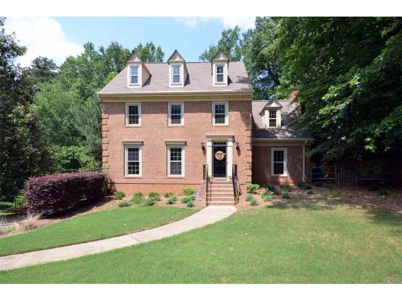 3  Side Brick Home with Brand New APEX Double Pane Windows Throughout Home with Lifetime Warranty