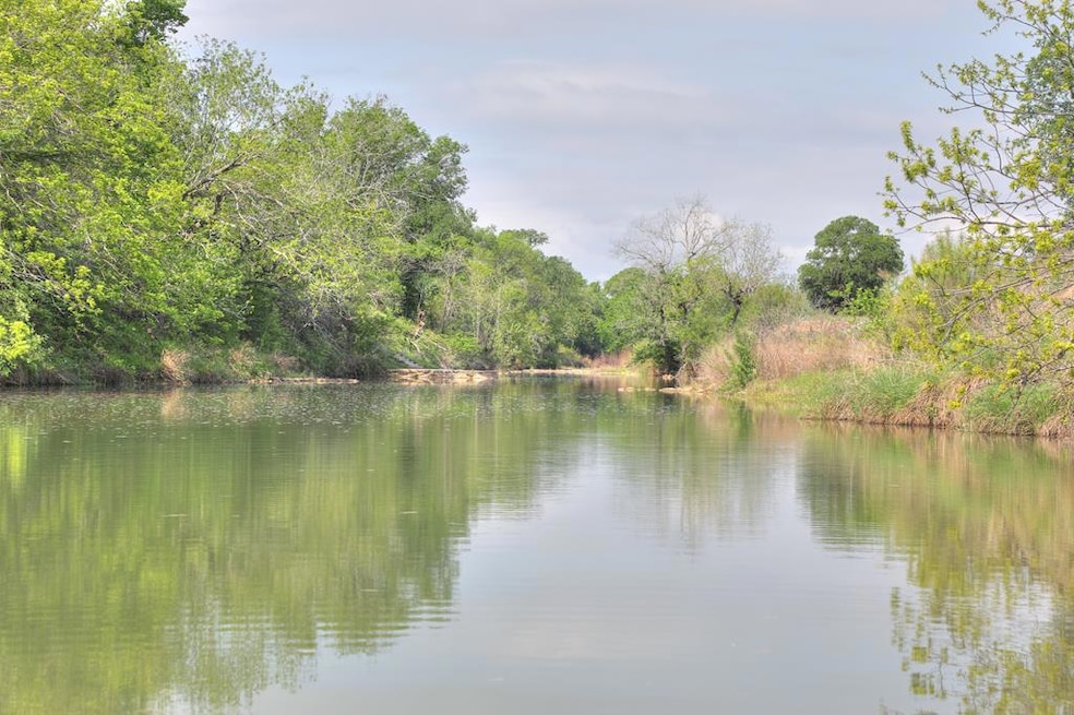 155 Moellering Rd, Fredericksburg, TX 78624 - photo 1