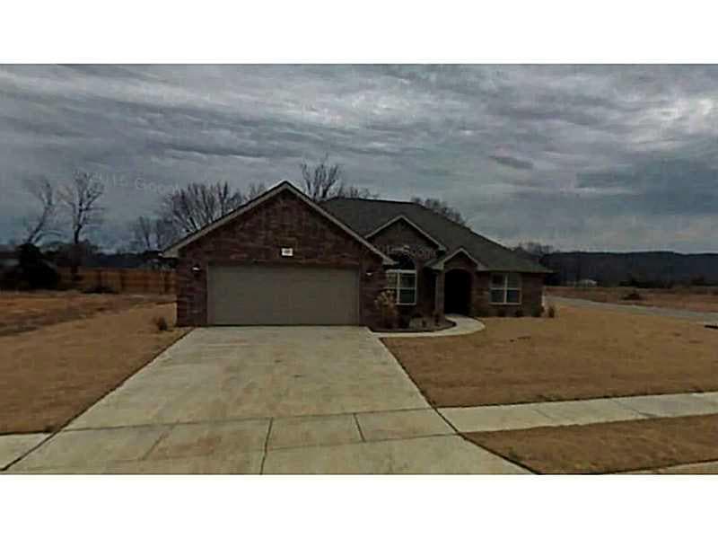 1978 Riverstone Dr, Elkins, AR 72727 - photo 1