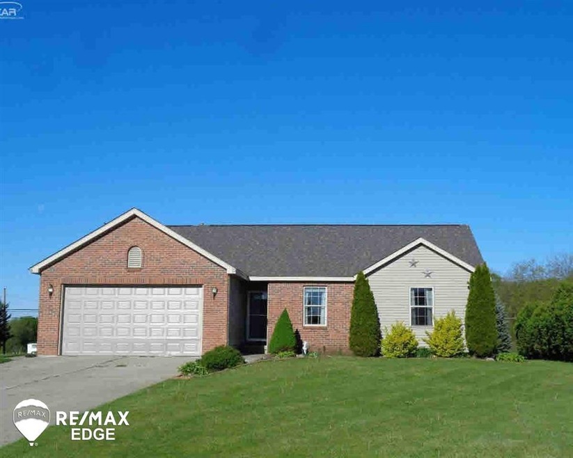 10024 Hunt Ct, Davison, MI 48423 - photo 1