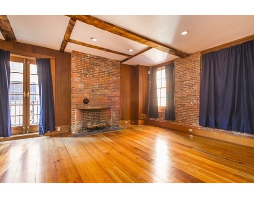 1 Creek Square unit 1, Boston, MA 02109 - photo 1