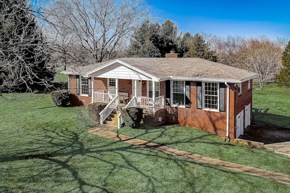 1511 Stewarts Ferry Pike, Hermitage, TN 37076 - photo 1