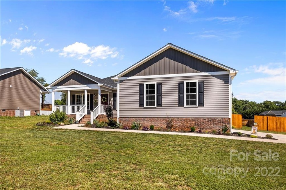 107 Cypress Acres Ln, Statesville, NC 28677 - photo 1