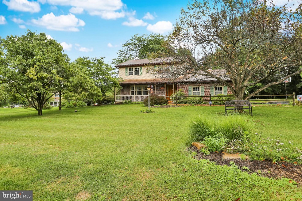 5174 Mill Rd, Emmaus, PA 18049 - photo 1