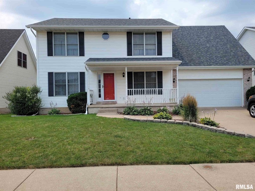 3219 Fieldcrest Dr, Davenport, IA 52806 - photo 1