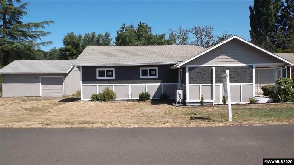 547 SW Monroe St, Sheridan, OR 97378 - photo 1