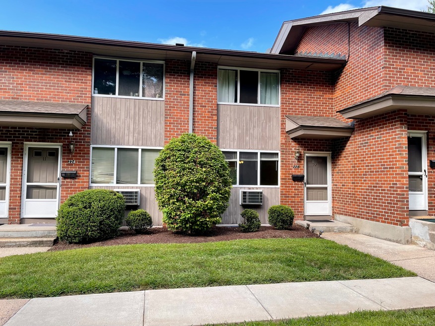 224 New Britain Ave unit 12, Unionville, CT 06085 - photo 1