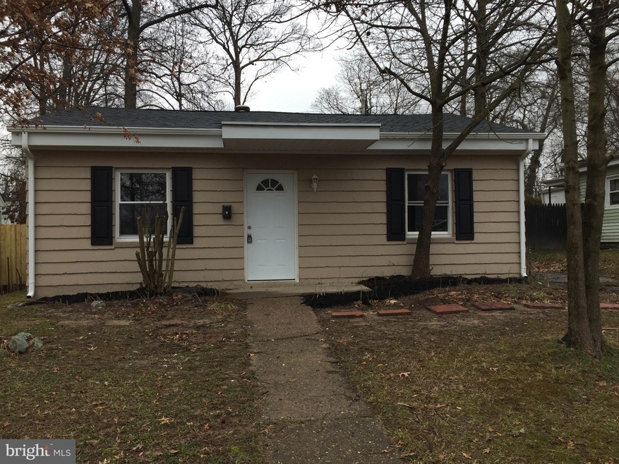 425 Carver Dr, Wilmington, DE 19801 - photo 1