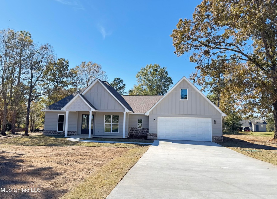 Pending $399,000