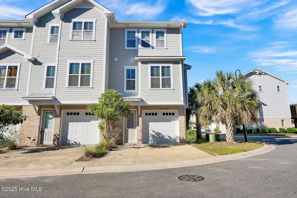 4019 Tamarisk Ln, Wilmington, NC 28409 - photo 1