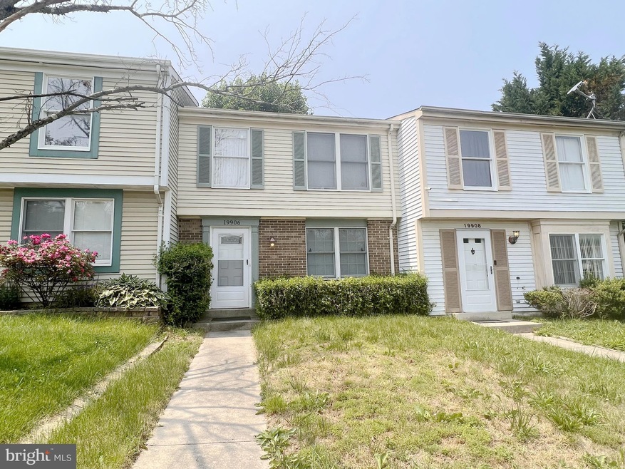 19906 Cedarbluff Dr, Germantown, MD 20876 - photo 1