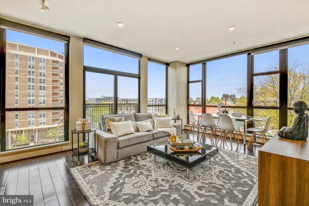 Octave 1320 unit 502, Silver Spring, MD 20910 - photo 1